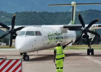 Ritardo mostruoso sul volo ferragostano Crotone-Roma