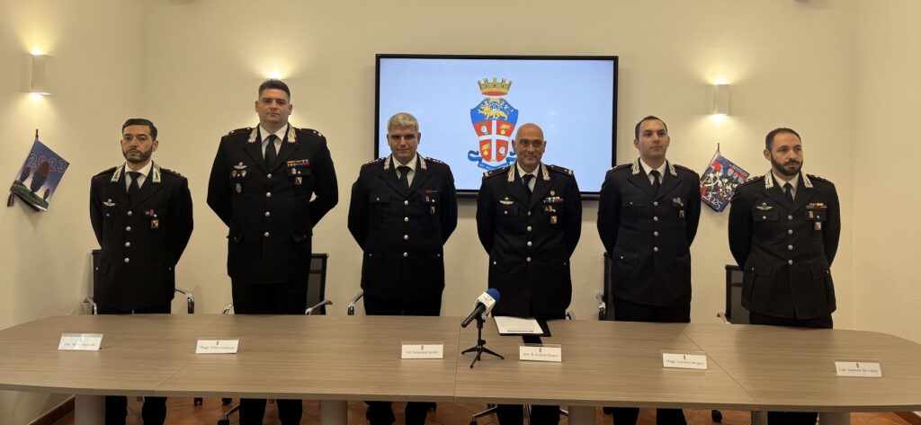 Presentazione dei nuovi ufficiali destinati al comando provinciale dei carabinieri di Reggio Calabria 3 IMG 4899