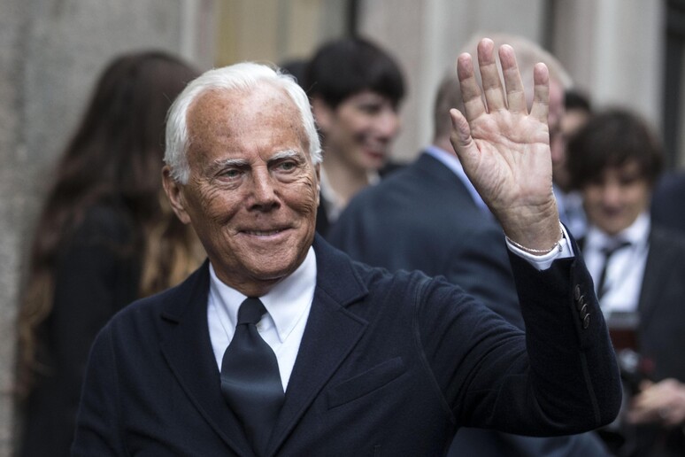 La morte di Giorgio Armani, simbolo della moda italiana nel mondo, un poeta dell'eleganza 1 La morte di Giorgio Armani, simbolo della moda italiana nel mondo, un poeta dell’eleganza