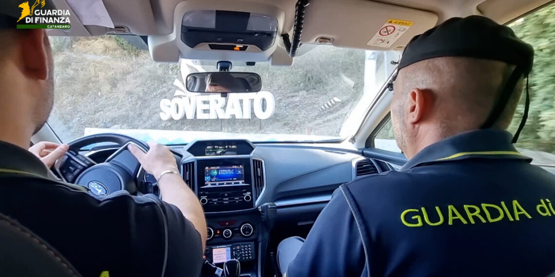 La Guardia di Finanza ha effettuato controlli sulle strutture extra alberghiere del soveratese (VIDEO)
