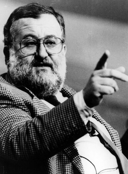Morto Emilio Fede, il giornalista aveva 94 anni. Quella volta che scelse un mio servizio per aprire il suo Tg4 4 francesco di maggio