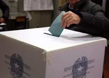 Perché le persone non votano? Apocalittici e (dis)integrati 6 Verso le Regionali, da Libera un appello alla politica e ai calabresi