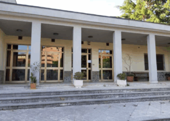 Una nuova veste per la biblioteca comunale. Approvato il progetto esecutivo di riqualificazione 6 Una nuova veste per la biblioteca comunale. Approvato il progetto esecutivo di riqualificazione