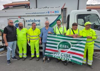 Stallo nel servizio raccolta rifiuti del Comune di Pizzo 12 Stallo nel servizio raccolta rifiuti del Comune di Pizzo