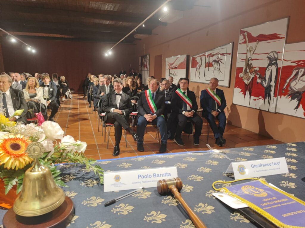 Promozione Calabria Autentica, il crest dei Lions all’agrichef Enzo Barbieri 3 LIONS BARBIERI OTT 2025 8