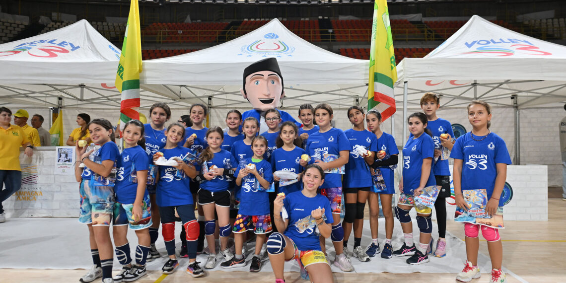 VolleyS3, sorrisi e schiacciate al Pala Calafiore per la tappa di Reggio Calabria