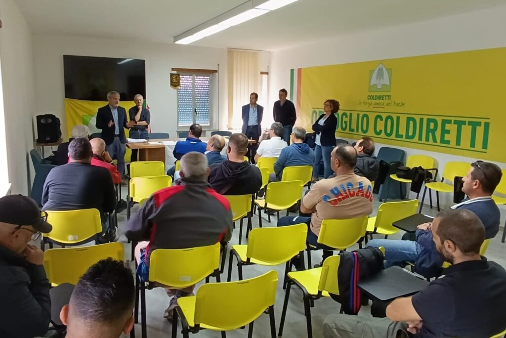 Federcaccia e Coldiretti hanno formato sedici nuove guardie venatorie volontarie. Prima esperienza in Italia 2 Una fase del corso
