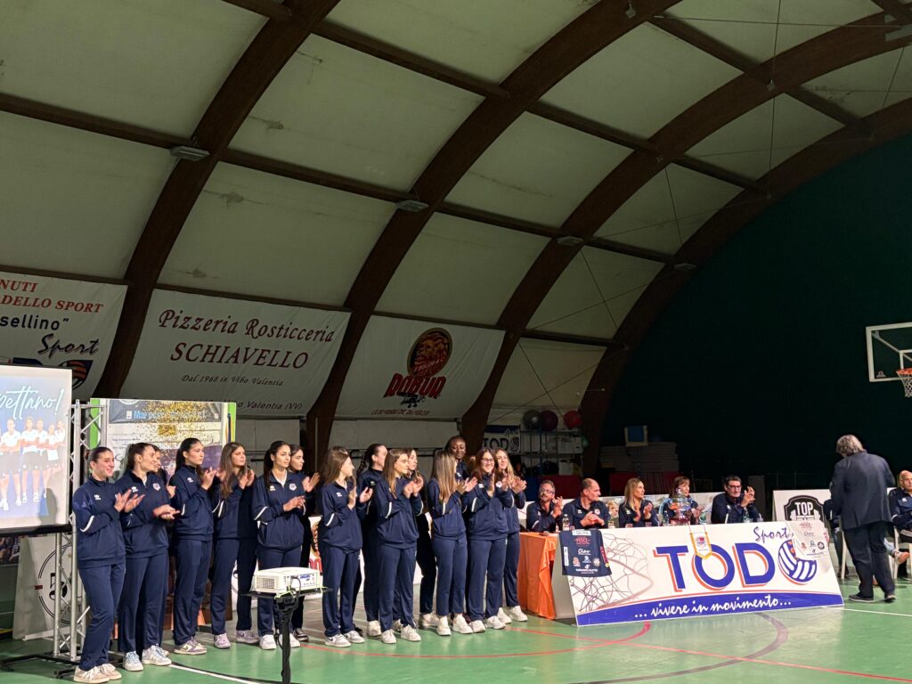 La Gipe Todo Sport in Serie B2: entusiasmo, talento e orgoglio vibonese per una nuova avventura sportiva (VIDEO) 4 WhatsApp Image 2025 10 15 at 21.52.33