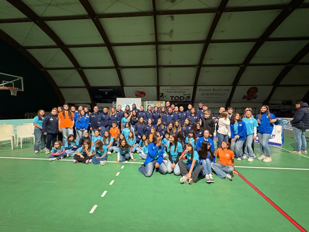 La Gipe Todo Sport in Serie B2: entusiasmo, talento e orgoglio vibonese per una nuova avventura sportiva (VIDEO) 2 WhatsApp Image 2025 10 15 at 21.52.35 1