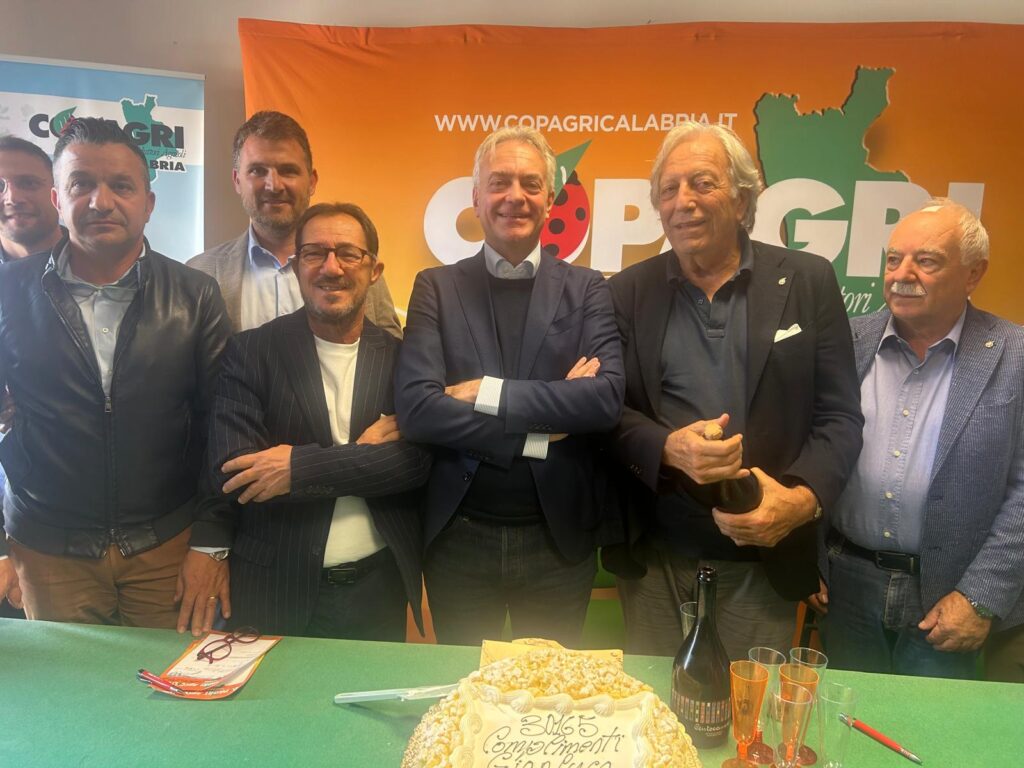 L'assessore Gallo in visita alla sede Copagri Calabria: grazie per il prezioso servizio offerto agli agricoltori 1 WhatsApp Image 2025 10 16 at 19.44.03