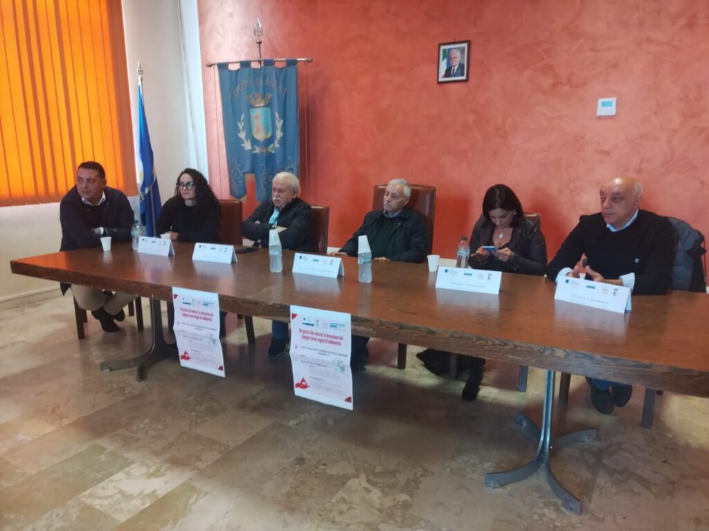 Arena, incontro tra Avis e immigrati ospiti in paese ed a San Gregorio 2 WhatsApp Image 2025 10 29 at 16.59.15