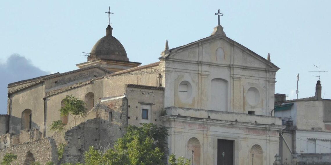 Tentata estorsione della 'ndrangheta alla ditta che restaura la chiesa di Caulonia, la ferma condanna di Libera 1 Tentata estorsione della ‘ndrangheta alla ditta che restaura la chiesa di Caulonia, la ferma condanna di Libera