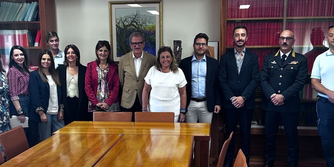 Detenuti al servizio della comunità: firmato l’accordo tra Comune di Vibo Valentia e Casa Circondariale