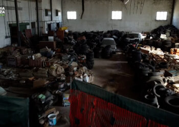 A Isca sullo Ionio sequestrato un fabbricato adibito a discarica abusiva (VIDEO)