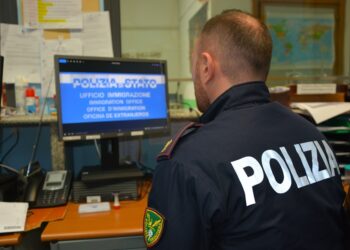 La questura di Vibo Valentia rimpatria un nigeriano pregiudicato 5 La questura di Vibo Valentia rimpatria un nigeriano pregiudicato