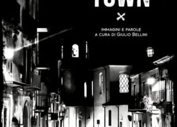 “Ghost Town Immagini e parole” di Giulio Bellini. Il silenzio che parla: la memoria come atto di resistenza 4 “Ghost Town Immagini e parole” di Giulio Bellini. Il silenzio che parla: la memoria come atto di resistenza