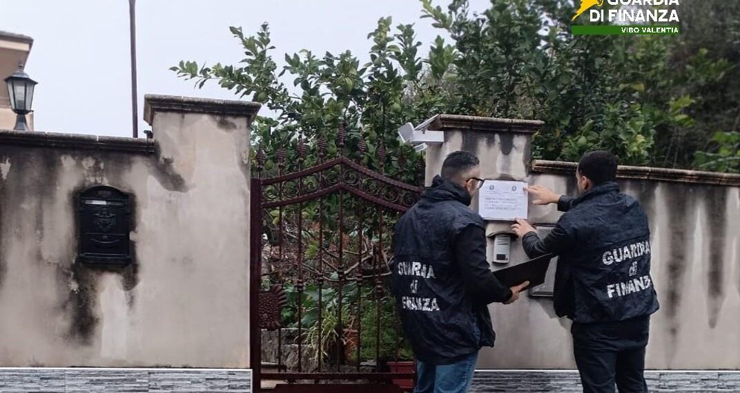 Sequestrati beni ad un professionista vibonese 1 Sequestrati beni ad un professionista vibonese