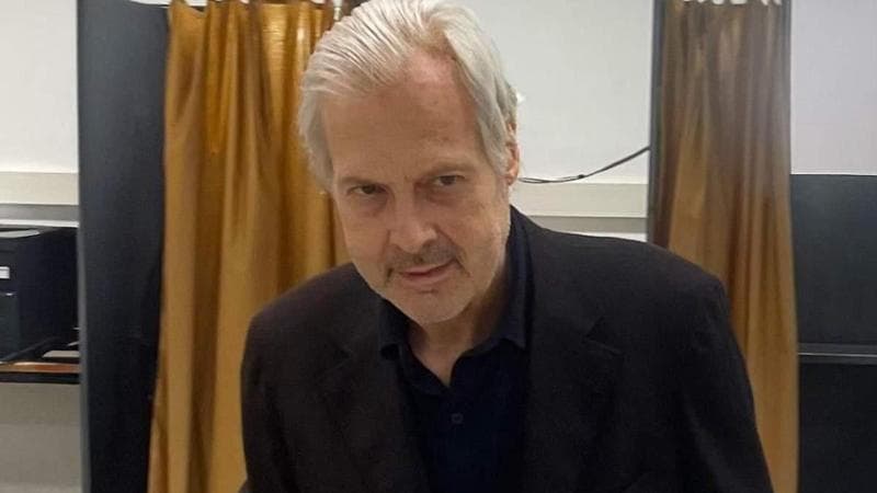 Vittorio Sgarbi é tornato. Non è malato. È finalmente sano 2 162458099 ea5b75bc dba5 4237 9f4b ea7fbbfff076