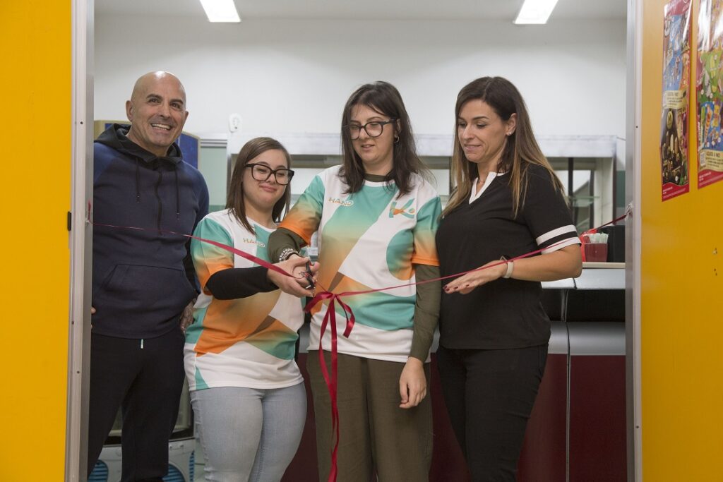 Inaugurata l’area ristoro della piscina comunale di Lamezia Terme 5 IMG 8486