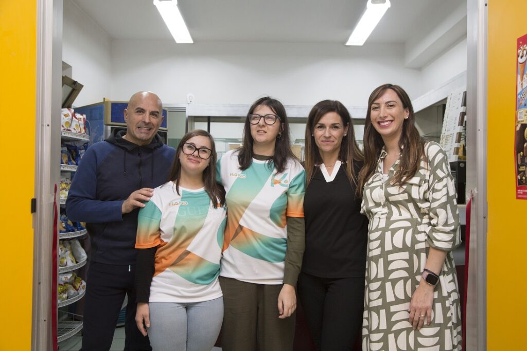 Inaugurata l’area ristoro della piscina comunale di Lamezia Terme 4 IMG 8494