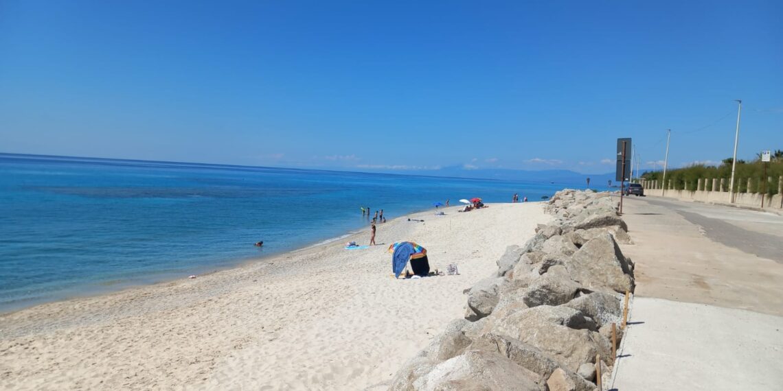Zambrone: al via i lavori di messa in sicurezza del lungomare