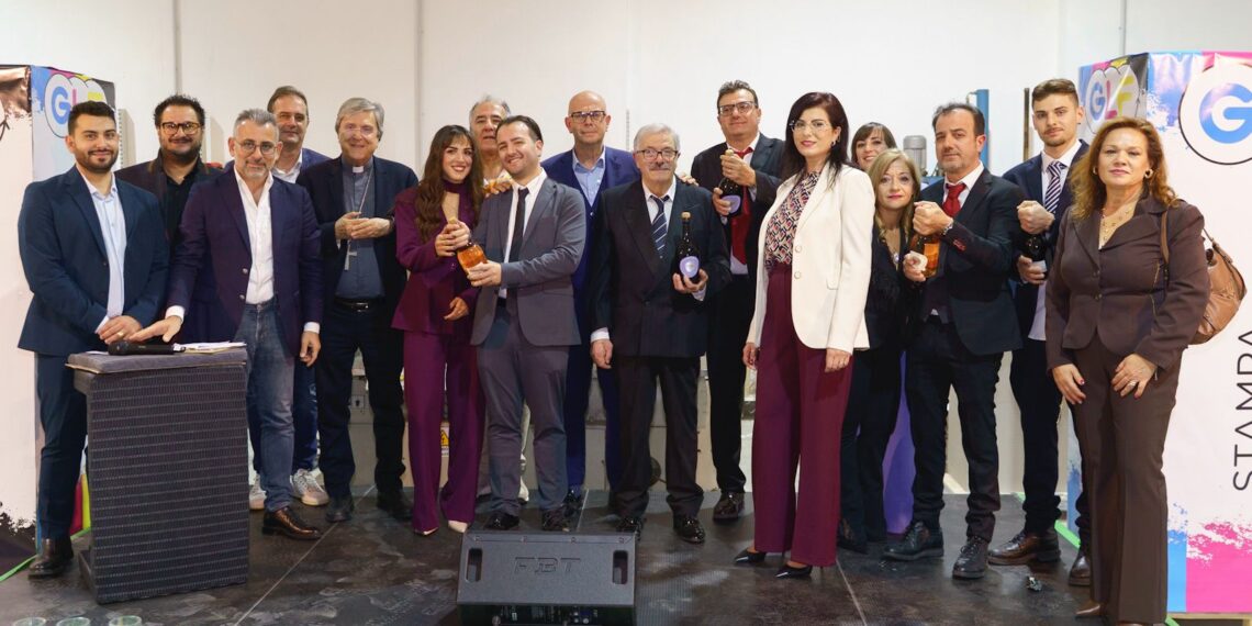 Un patto tra imprese innovative, D’Agostino (Omnia É): il futuro della Calabria si gioca su costi e capitale umano 1 Un patto tra imprese innovative, D’Agostino (Omnia É): il futuro della Calabria si gioca su costi e capitale umano