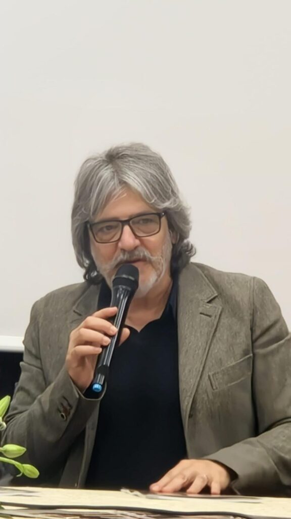 Grande successo per la presentazione di “Play! La musica nel teatro” al Liceo Morelli di Vibo Valentia 4 WhatsApp Image 2025 11 01 at 13.42.26 1