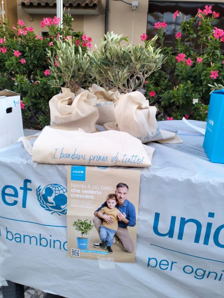 Le piantine per la speranza: le scuole del Vibonese sostengono l’Ulivo di UNICEF 2 WhatsApp Image 2025 11 05 at 18.13.19