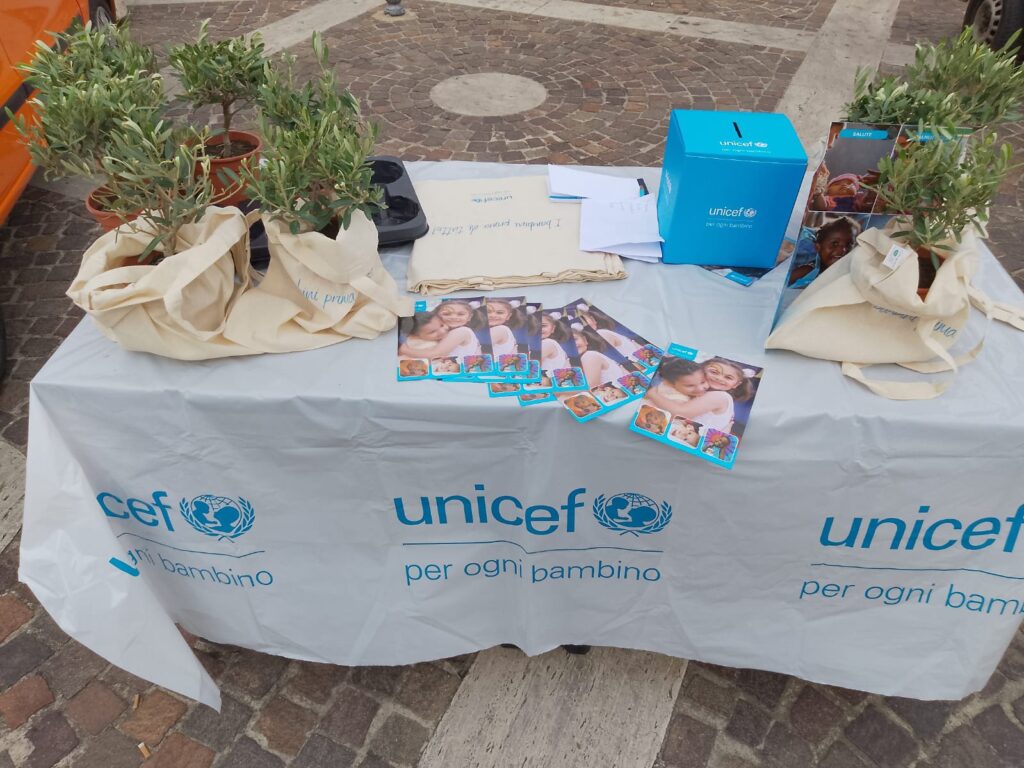 Le piantine per la speranza: le scuole del Vibonese sostengono l’Ulivo di UNICEF 3 WhatsApp Image 2025 11 05 at 18.14.012