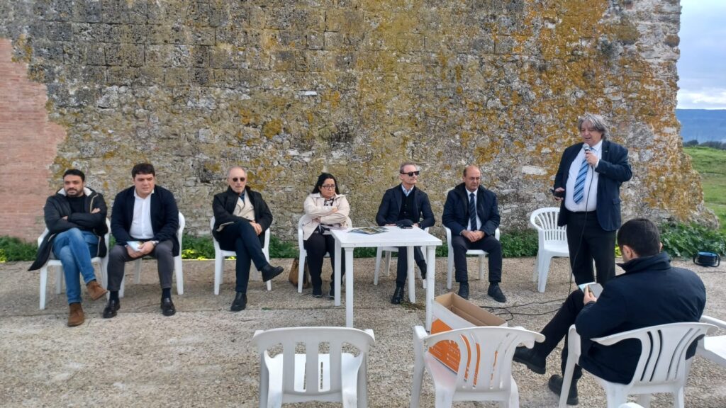 Presentato il Protocollo d'Intesa tra Parco delle Serre e Parco Archeologico Mileto Antica (VIDEO) 2 WhatsApp Image 2025 11 21 at 11.15.26