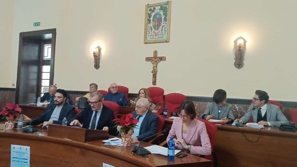 Unico in Calabria, pubblicato l'avviso della Costituzione dell'Albo delle Famiglie Affidatarie 3 WhatsApp Image 2025 11 29 at 09.47.28