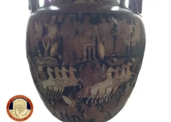 Il Museo Statale di Vibo Valentia si arricchisce di 12 reperti archeologici recuperati dai Carabinieri (VIDEO)