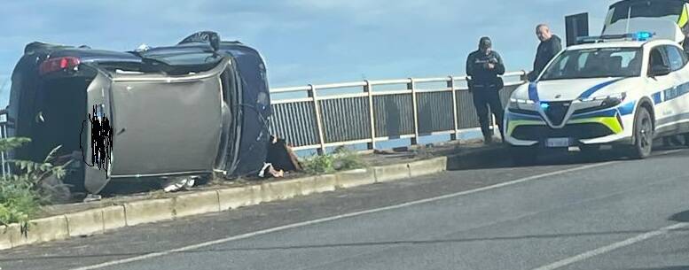 Incidente stradale questa mattina su Viale della Pace a Vibo Valentia 2 generico novembre 2025 562035