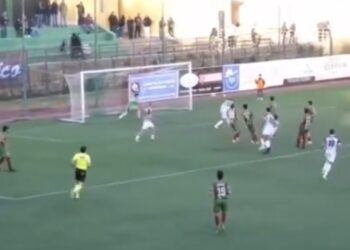 Raggiunta solo al 95', la Vibonese deve accontentarsi di un pareggio in casa del San Cataldo (VIDEO) 11 Raggiunta solo al 95′, la Vibonese deve accontentarsi di un pareggio in casa del San Cataldo (VIDEO)