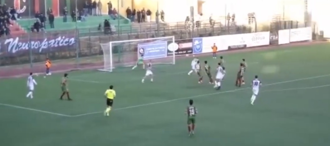 Raggiunta solo al 95', la Vibonese deve accontentarsi di un pareggio in casa del San Cataldo (VIDEO) 1 Raggiunta solo al 95′, la Vibonese deve accontentarsi di un pareggio in casa del San Cataldo (VIDEO)