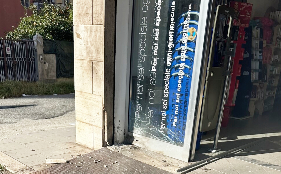 Paura a Lamezia Terme per il possibile ritorno del racket delle estorsioni 2 ordigni lamezia esplosione