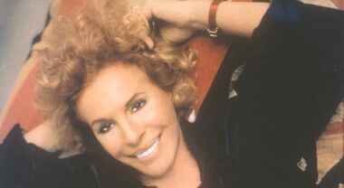 Quando Ornella Vanoni era ospite fissa con Gino Paoli ogni estate al mitico Blu 70 di Copanello 1 Quando Ornella Vanoni era ospite fissa con Gino Paoli ogni estate al mitico Blu 70 di Copanello