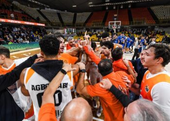 Basket, una splendida Redel Reggio Calabria batte la capolista Virtus Ragusa (VIDEO) 8 Basket, una splendida Redel Reggio Calabria batte la capolista Virtus Ragusa (VIDEO)