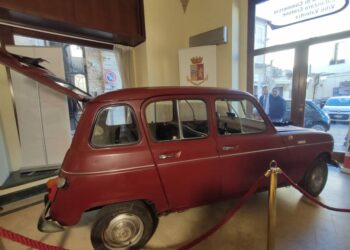 Quella Renault Quattro Rossa, oggi a Catanzaro, e il racconto della tragedia Moro che ancora domanda