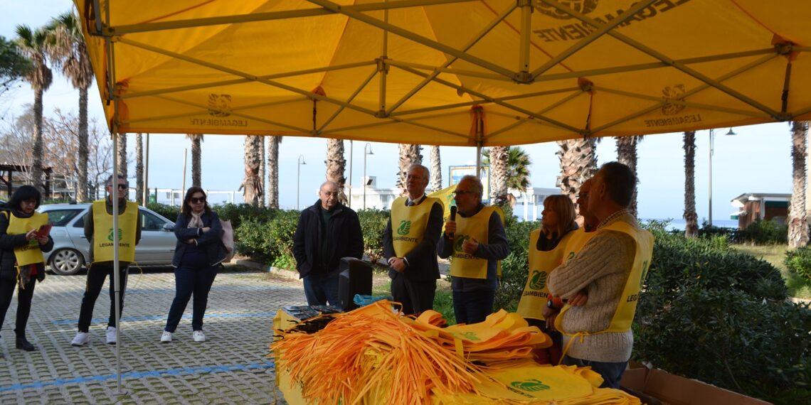 Puliamo il Parco Marino a Tropea con l’istituto superiore a conclusione del quadrimestre (VIDEO) 1 Puliamo il Parco Marino a Tropea con l’istituto superiore a conclusione del quadrimestre (VIDEO)