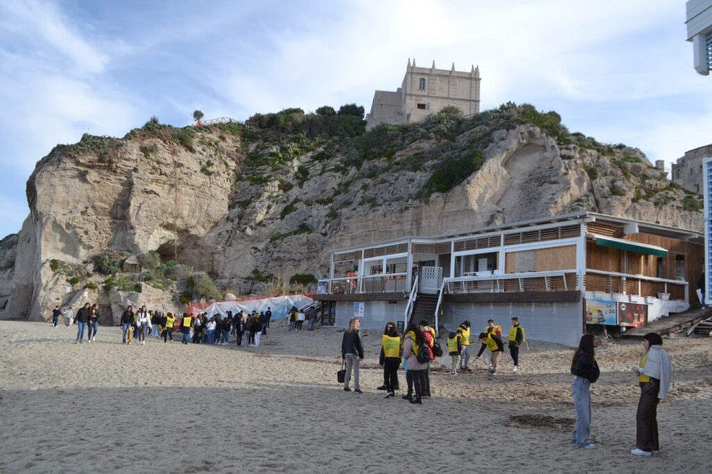 Puliamo il Parco Marino a Tropea con l’istituto superiore a conclusione del quadrimestre (VIDEO) 6 DSC 0415