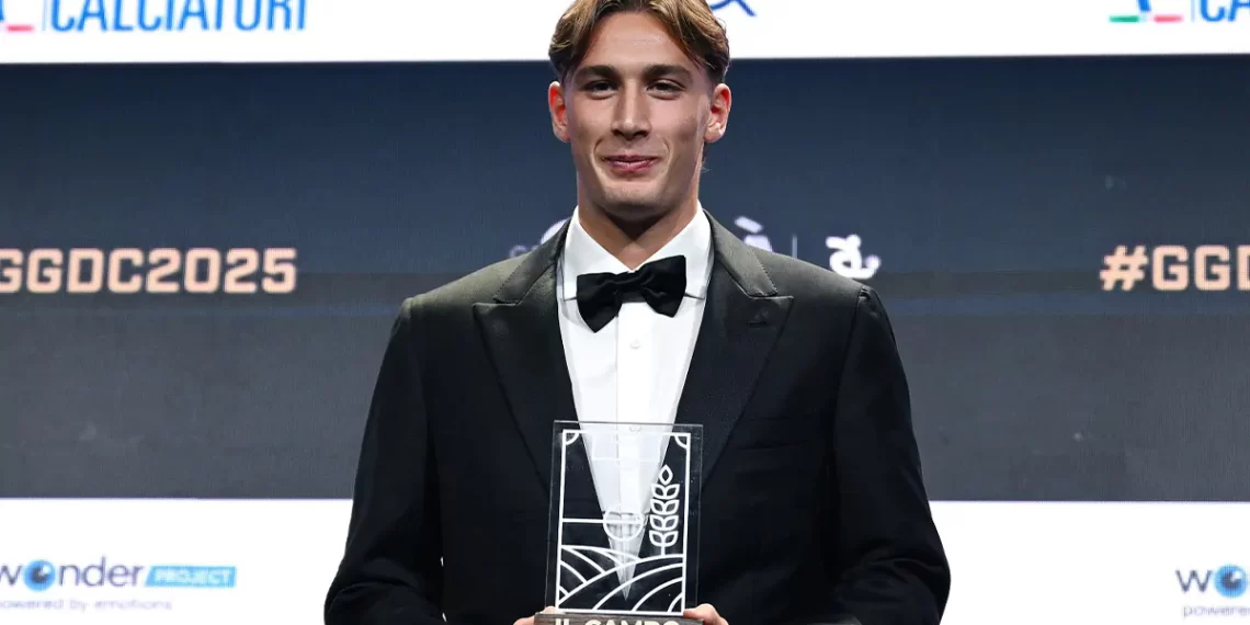 Coldiretti e Fondazione Agromafie: conferito al calciatore Francesco Pio Esposito il premio “il campo giusto”