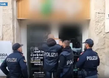 Maxi operazione della Polizia in diverse città, 384 arresti e 655 indagati (VIDEO)