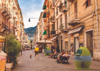 Raccolta del vetro, arrivano le “campane”. E per chi vuole diventare “compostatore” un corso ad hoc