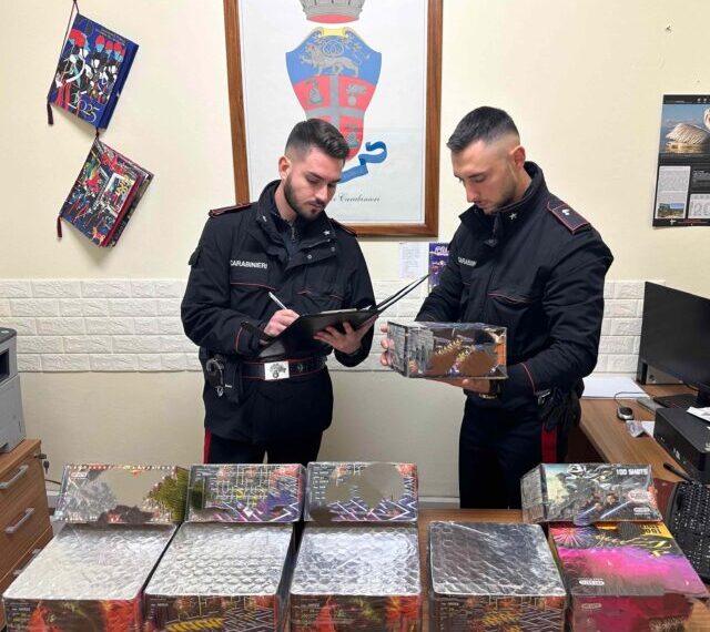Sequestrati dai Carabinieri 40 chili di fuochi d’artificio appartenenti alla categoria F2