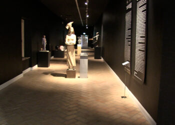 Inaugurata presso il Museo d’arte Limen di Vibo Valentia la mostra “Si prega di Toccare” (VIDEO)