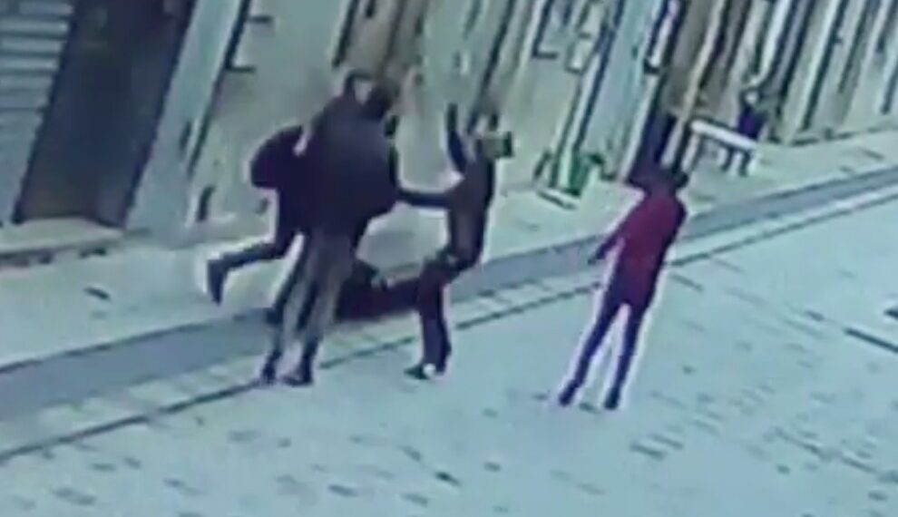 Ancora un’aggressione da parte di un branco di giovani a Cosenza