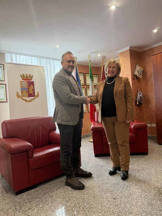 Va in pensione il Sostituto Commissario Coordinatore della Polizia di Stato Angela Vergallo. Il saluto del Questore 2 622991326 1341294148040748 2402185056063584100 n