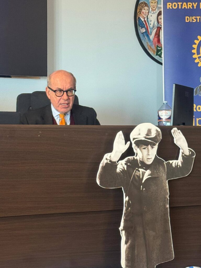 Conoscere per capire: gli ebrei in Calabria raccontati a scuola. Interessante iniziativa del Rotary Club 5 624549849 122267162864077140 4652163776283064975 n