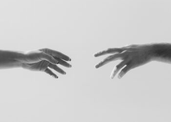 Dopo la tragedia di Mileto: ritrovare la forza di guardare il dolore negli occhi 4 Dopo la tragedia di Mileto: ritrovare la forza di guardare il dolore negli occhi